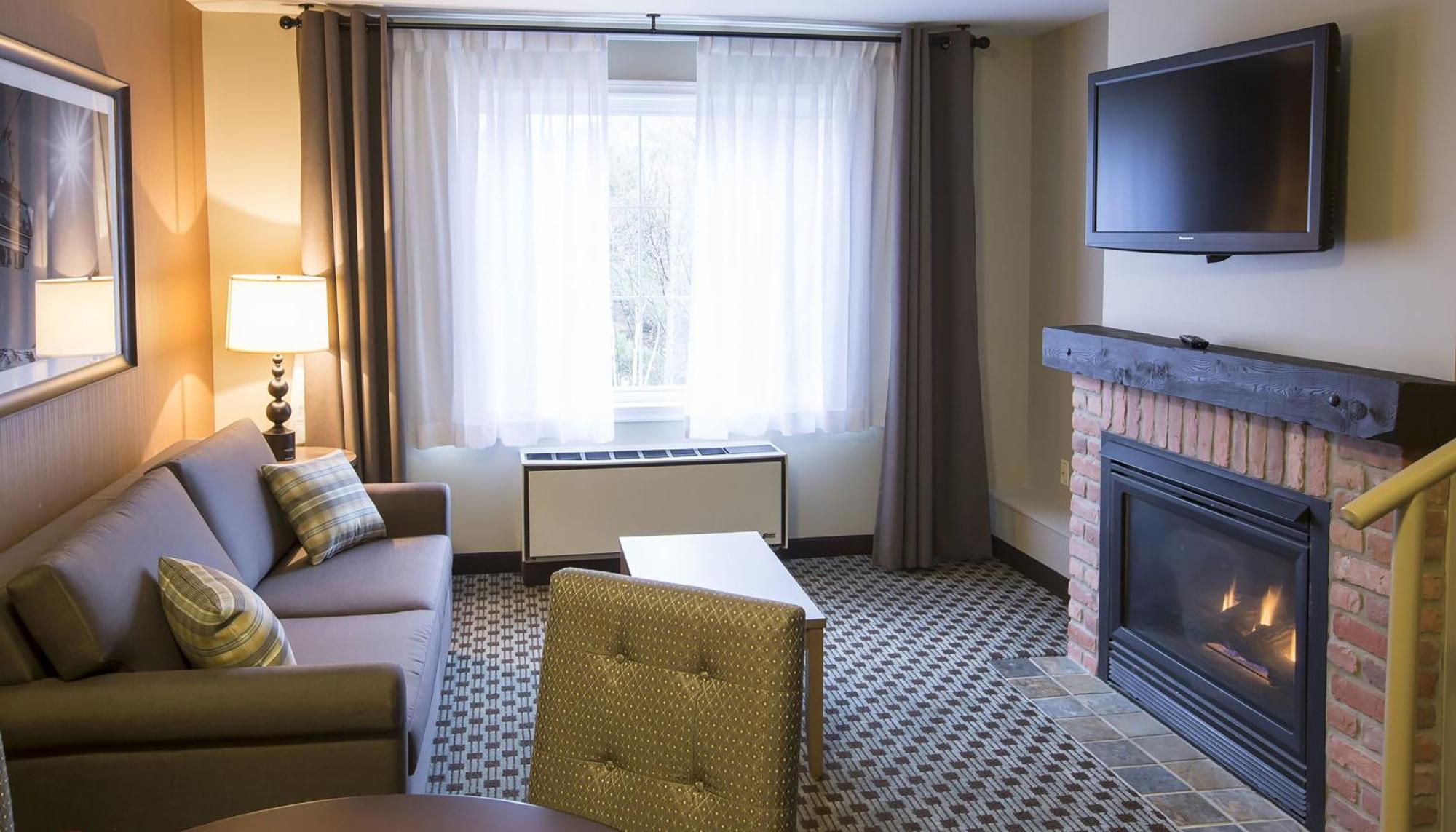 Holiday Inn Express & Suites Tremblant By Ihg Mont-Tremblant Exteriér fotografie