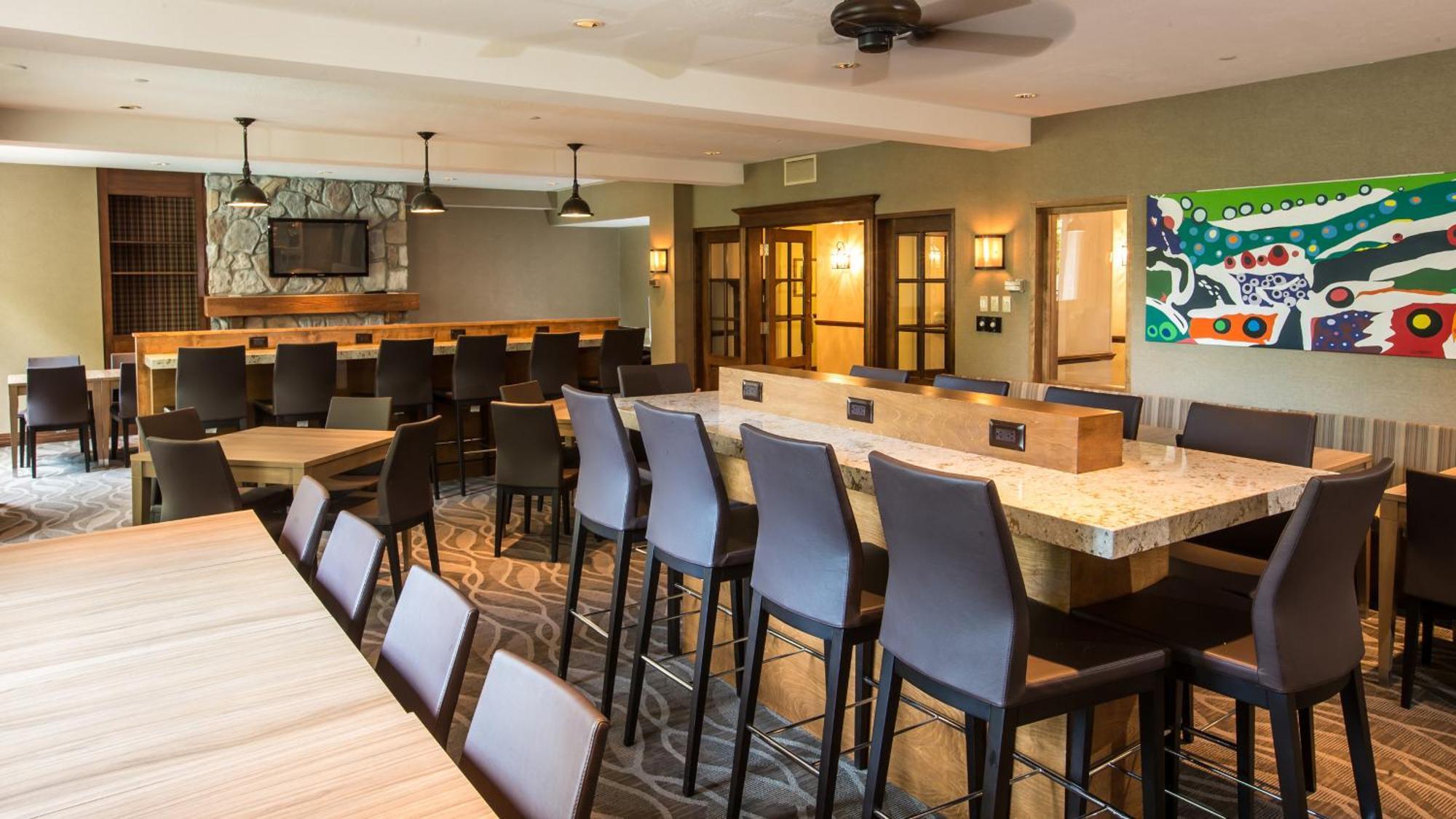 Holiday Inn Express & Suites Tremblant By Ihg Mont-Tremblant Exteriér fotografie
