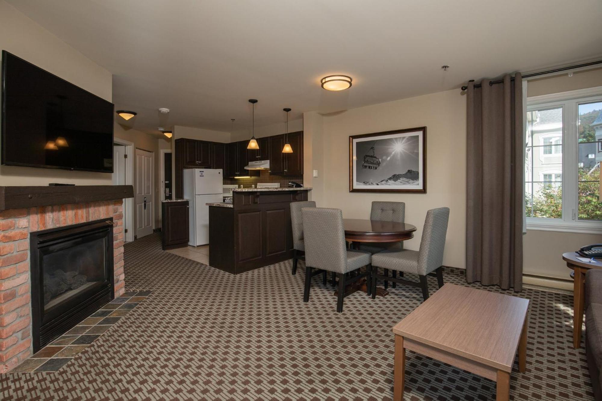 Holiday Inn Express & Suites Tremblant By Ihg Mont-Tremblant Exteriér fotografie