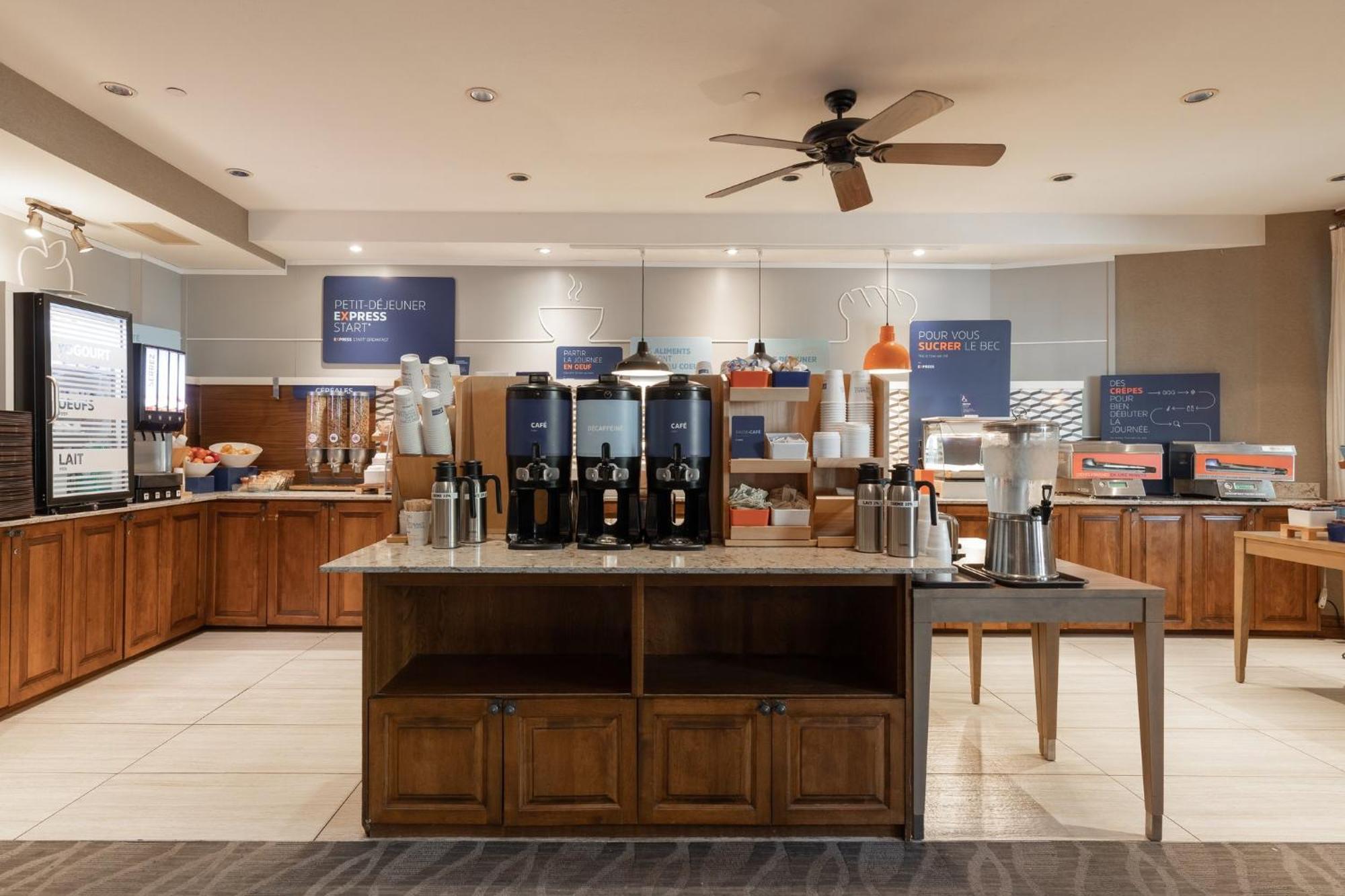 Holiday Inn Express & Suites Tremblant By Ihg Mont-Tremblant Exteriér fotografie