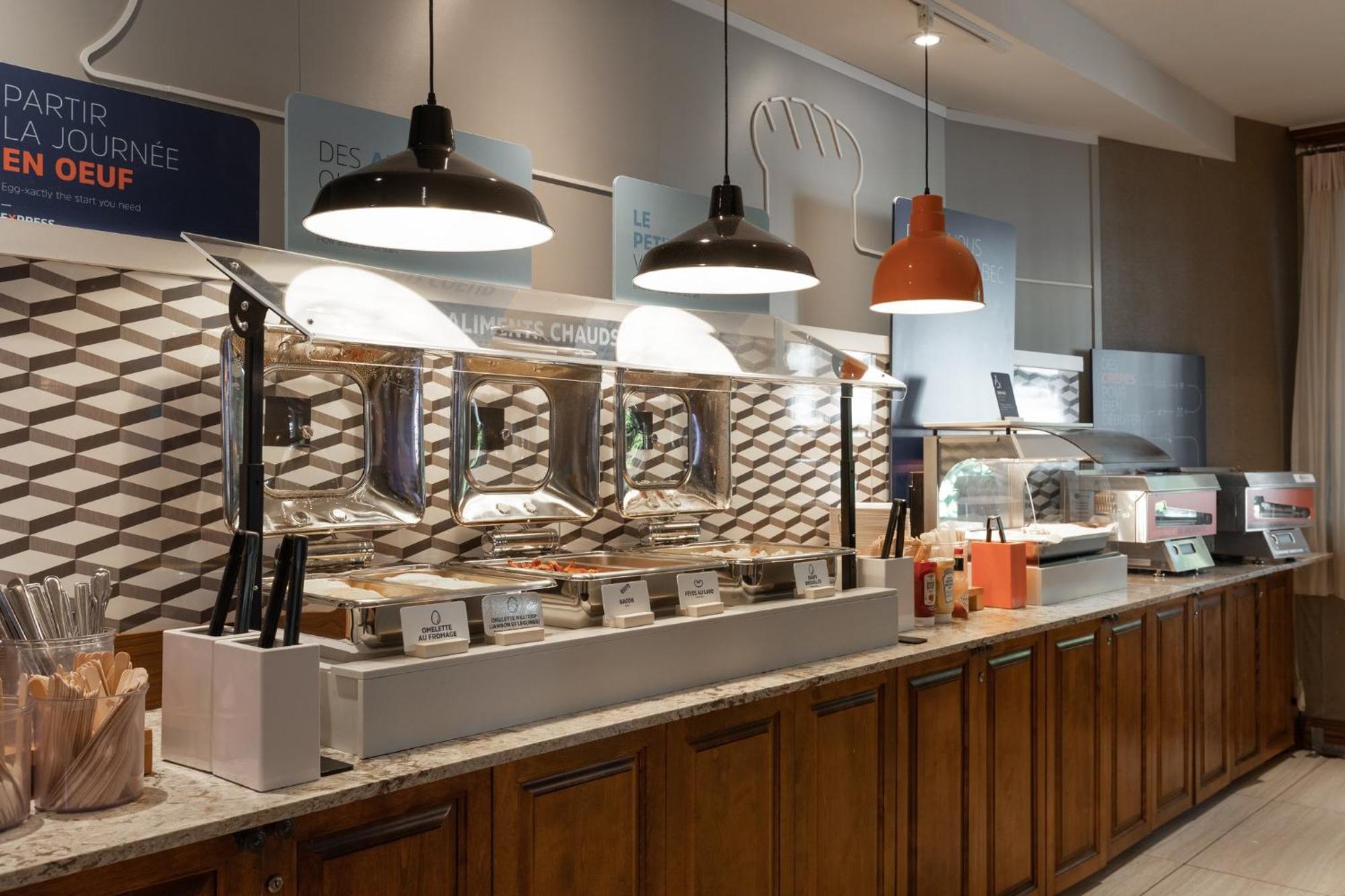 Holiday Inn Express & Suites Tremblant By Ihg Mont-Tremblant Exteriér fotografie